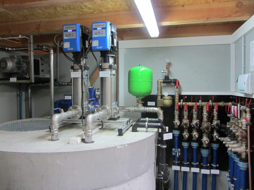 <b>07</b>  Hochschule für Technik und Wirtschaft Dresden <br/>Kammeyer Lehr- und Forschungsgarten <br/>Tiefbau und Anlagenbau (Regenwasserbewirtschaftung und Beregnungstechnik) <br/>01326 Dresden-Pillnitz